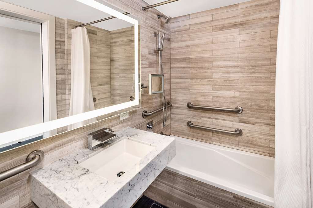 Фото Hilton Club The Quin New York