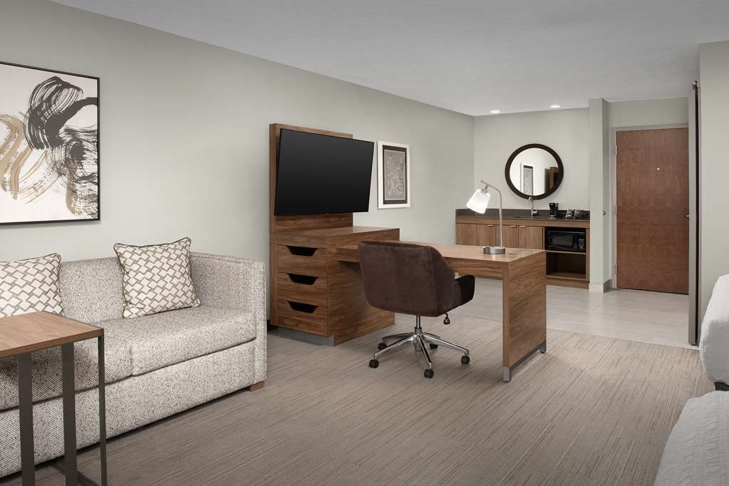 Фото Hampton Inn & Suites Paso Robles