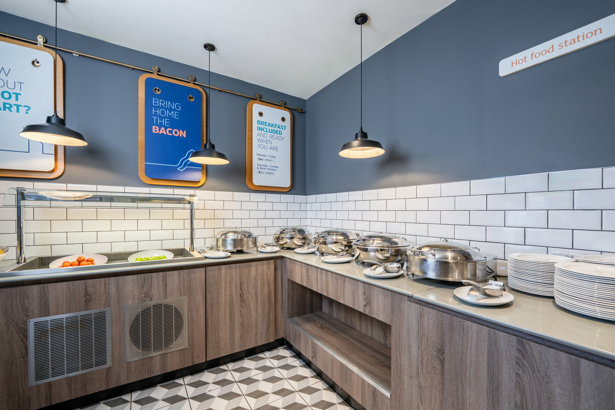 Фото Holiday Inn Express Aberdeen Airport