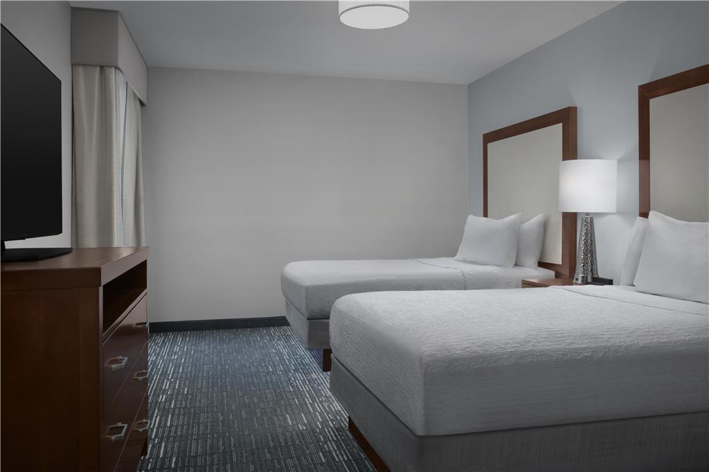 Фото Homewood Suites by Hilton Newark-Cranford