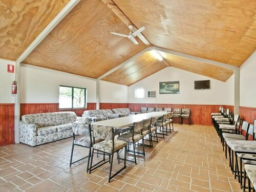 Гостиница Warragul Gardens Holiday Park в Уоррагуле