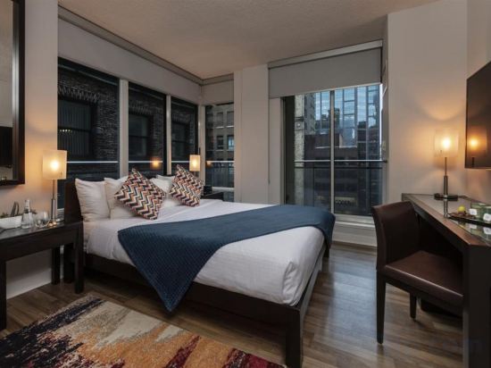 Фото Executive Hotel Cosmopolitan Toronto