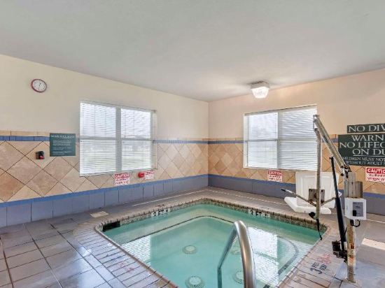 Фото Comfort Inn & Suites