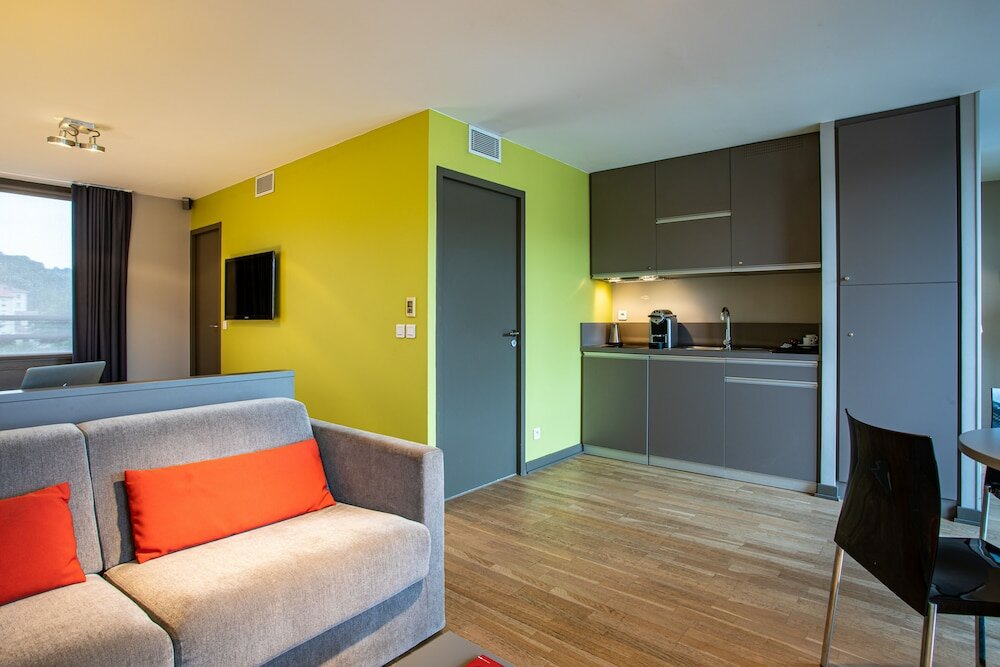 Фото Adonis Lyon Dock Ouest