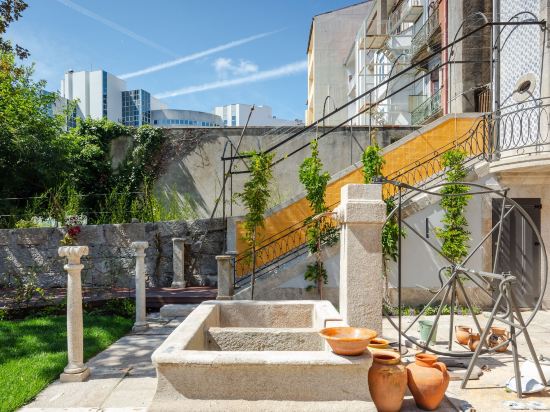 Фото Menina Colina Guesthouse