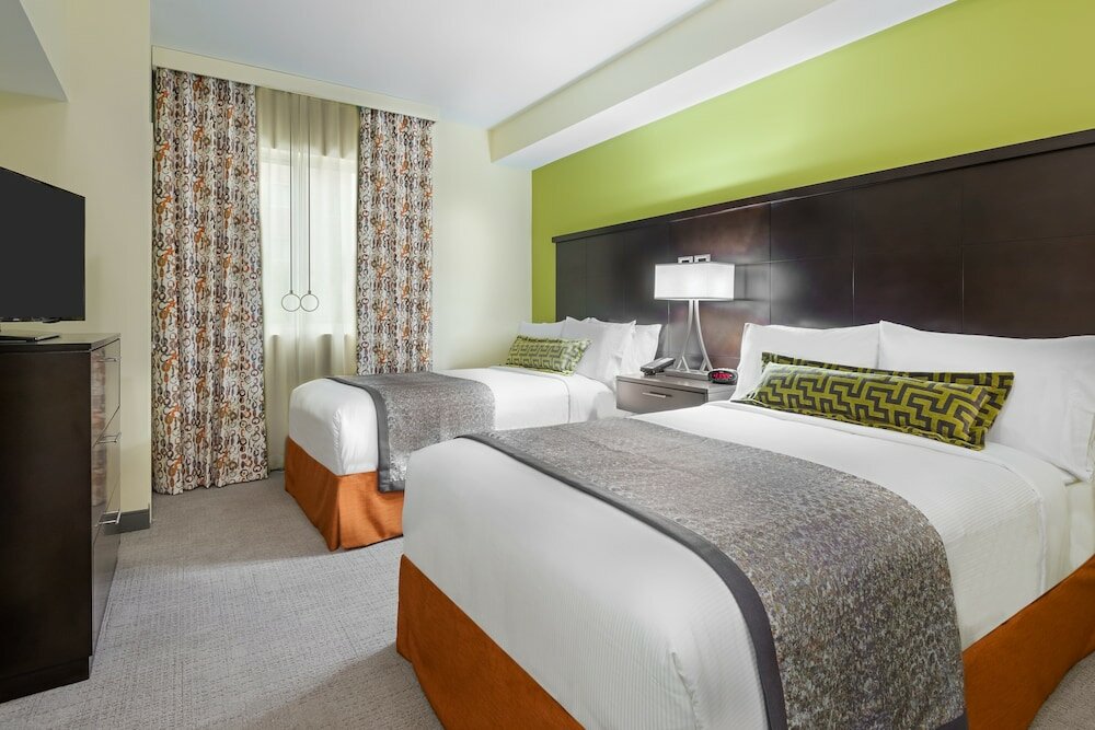 Фото Staybridge Suites Miami International Airport, an Ihg Hotel