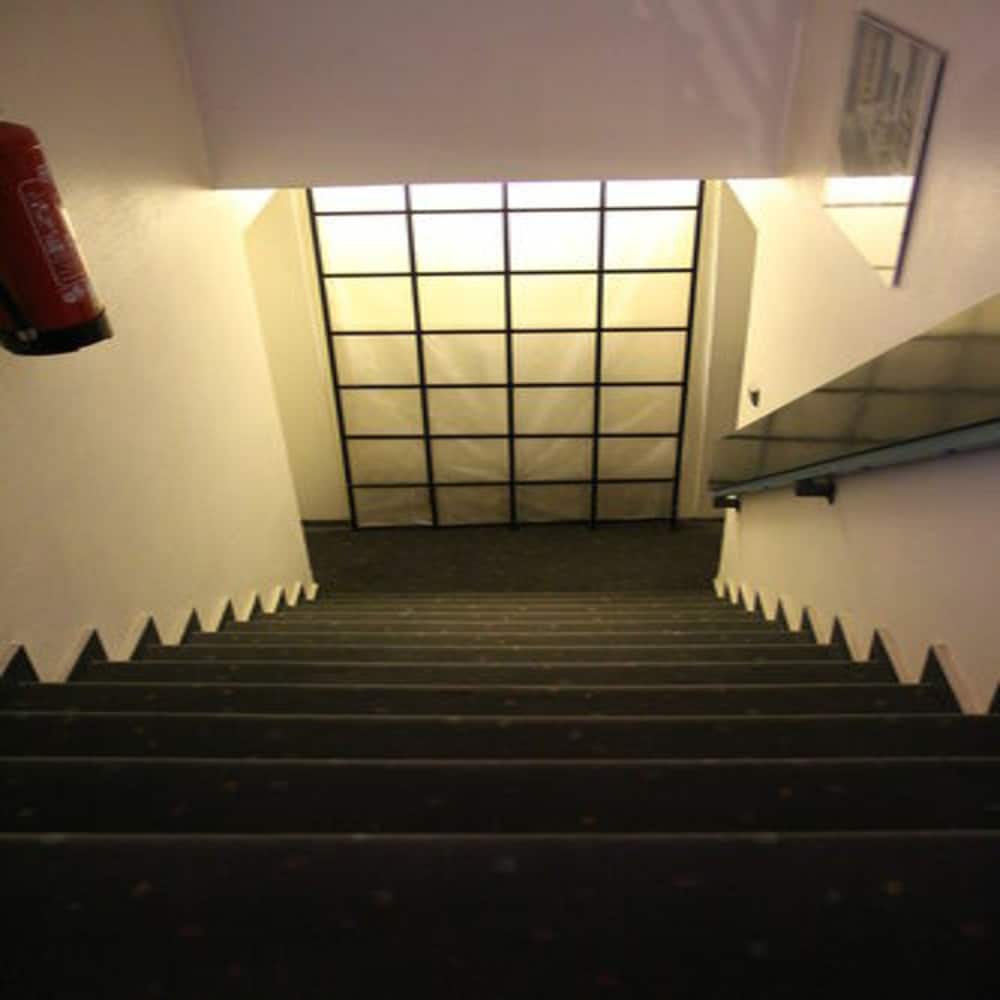 Фото Bed Budget City Center Hannover - Hostel