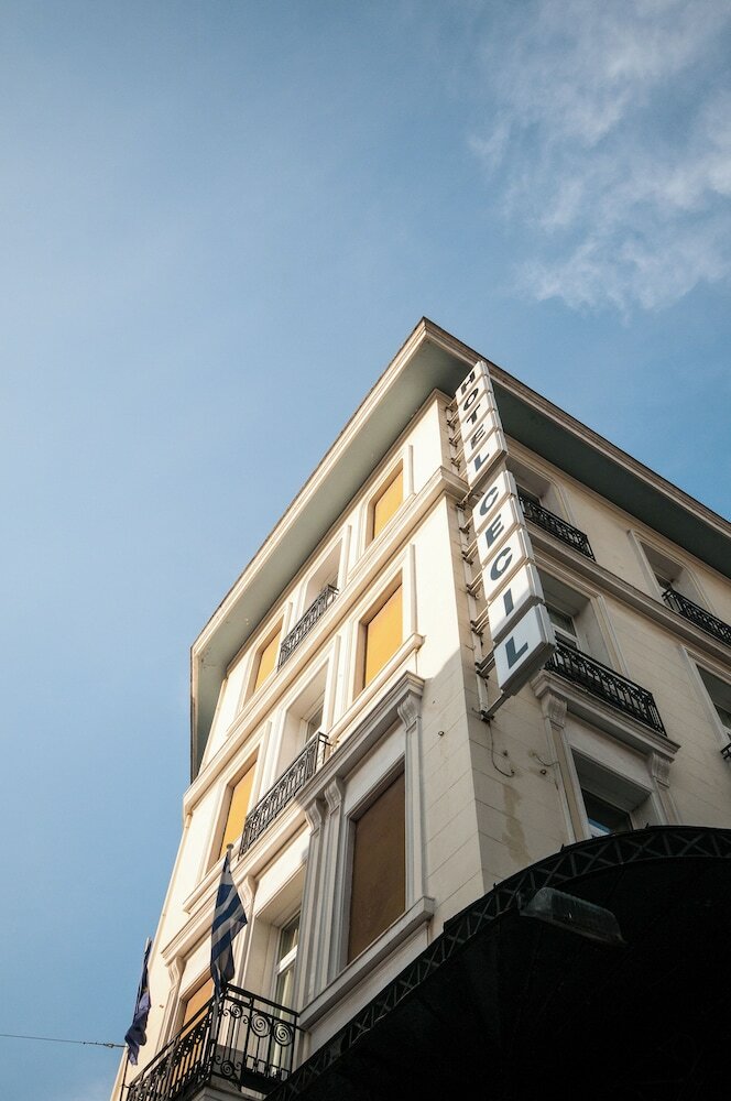 Фото Cecil Hotel
