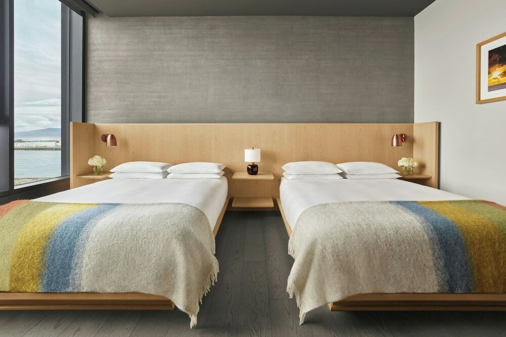 Фото The Reykjavik Edition