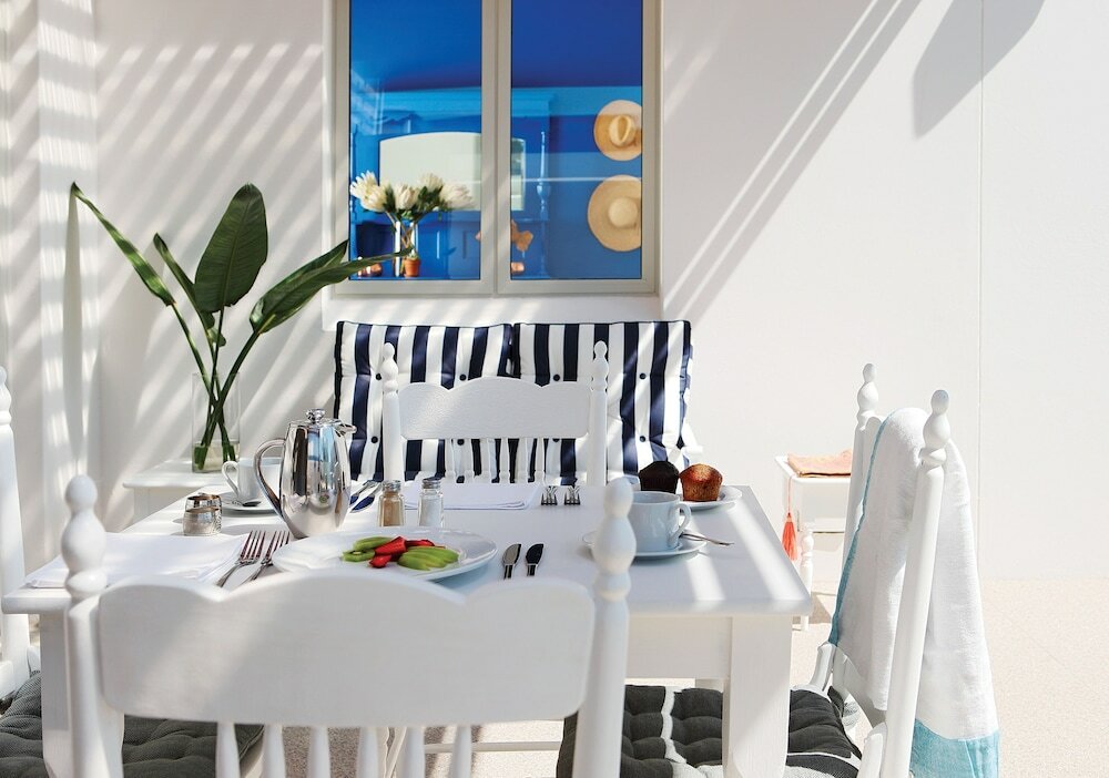 Фото One Marine Drive Boutique Hotel