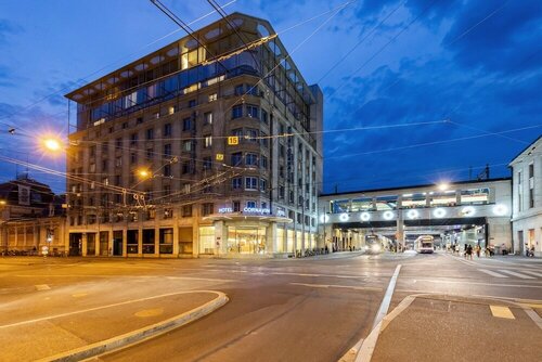 Гостиница Hotel Cornavin в Женеве