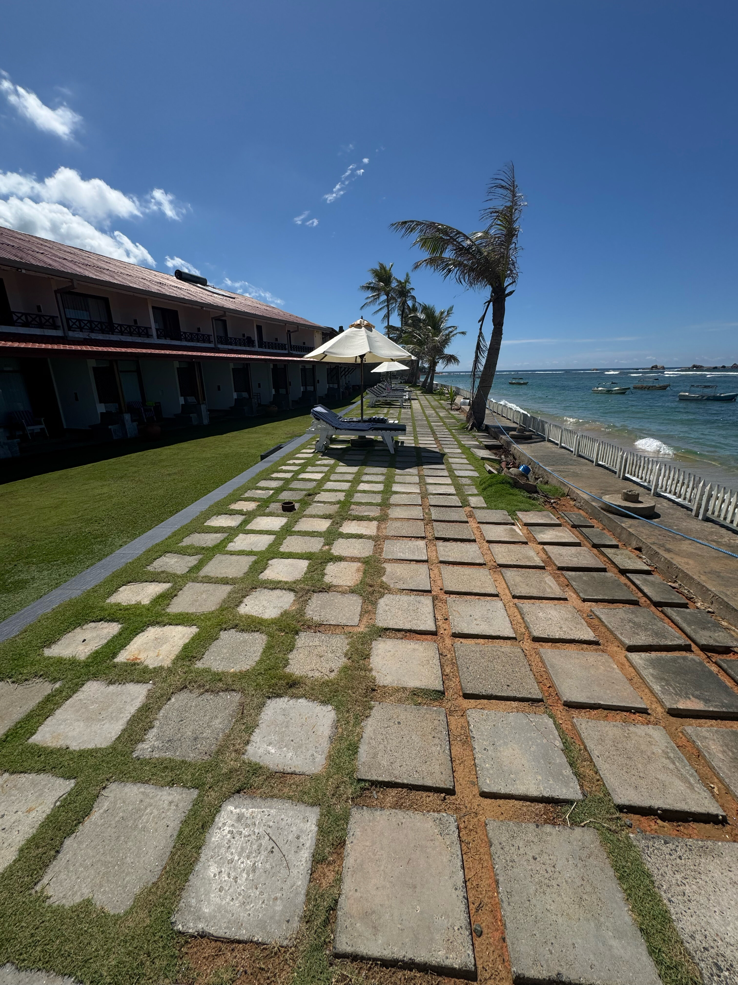 Фото Coral Sands Hotel