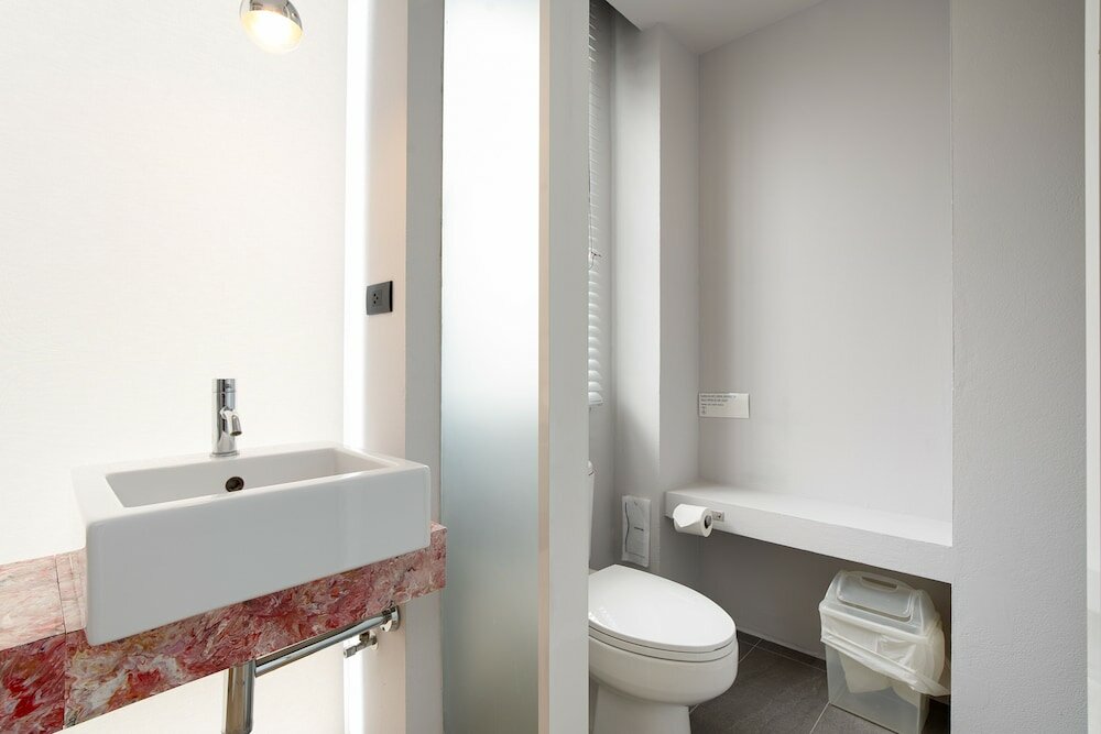 Фото Metz Pratunam Hotel