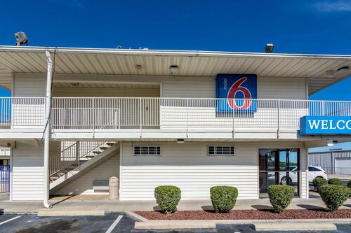 Гостиница Motel 6 Lumberton, Nc в Ламбертоне