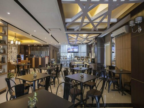 Гостиница Jle's Hotel в Манадо