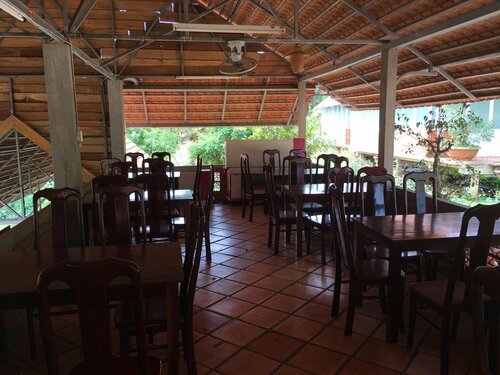 Гостиница Dau Nguon Resort в Буонметхуоте