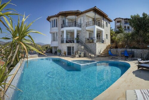 Апартаменты Maya в Каше