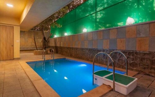 Гостиница Lonavala в Лонавала