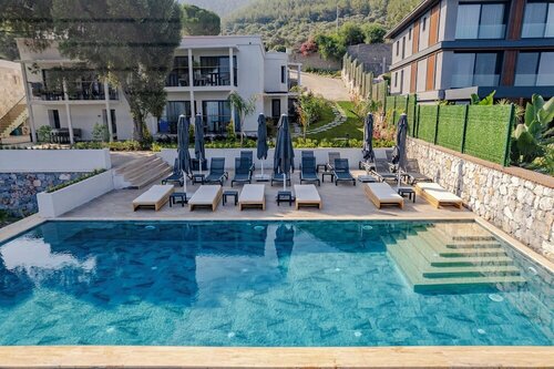Isolina Hotel