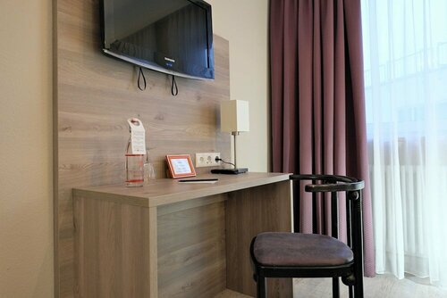 Гостиница Hotel R& xF6; merstadt в Герстхофене
