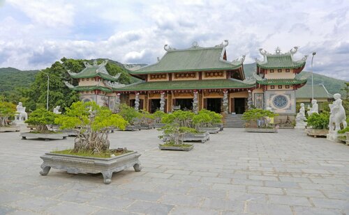 Гостиница Quoc Cuong Center Hotel в Дананге
