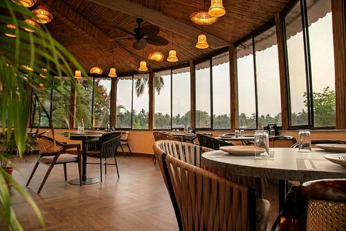 Гостиница Treehouse Silken Sands Hotel в Бенаулиме