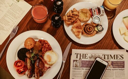 Гостиница Hilton London Heathrow Airport Terminal 5 в Графстве Беркшир