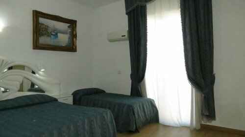 Гостиница Hotel Chopin в Фьюмичино