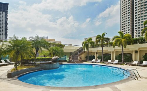 Гостиница Sheraton Manila Bay в Маниле