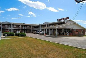 Гостиница Budget Host 254 Inn Loveland