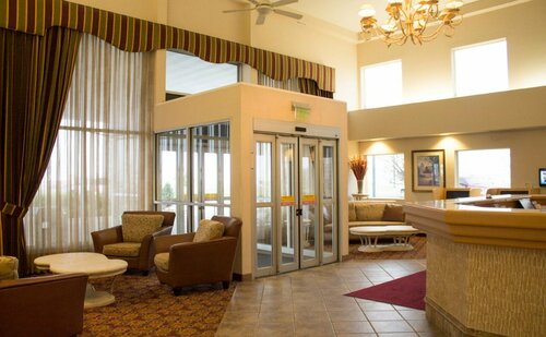 Гостиница Crystal Inn Hotel & Suites Great Falls в Грейт-Фоллс