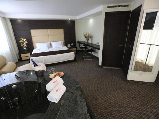 Фото Hotel Astor