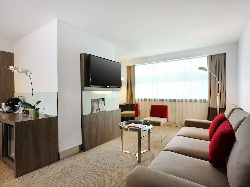 Фото Novotel Jakarta Gajah Mada