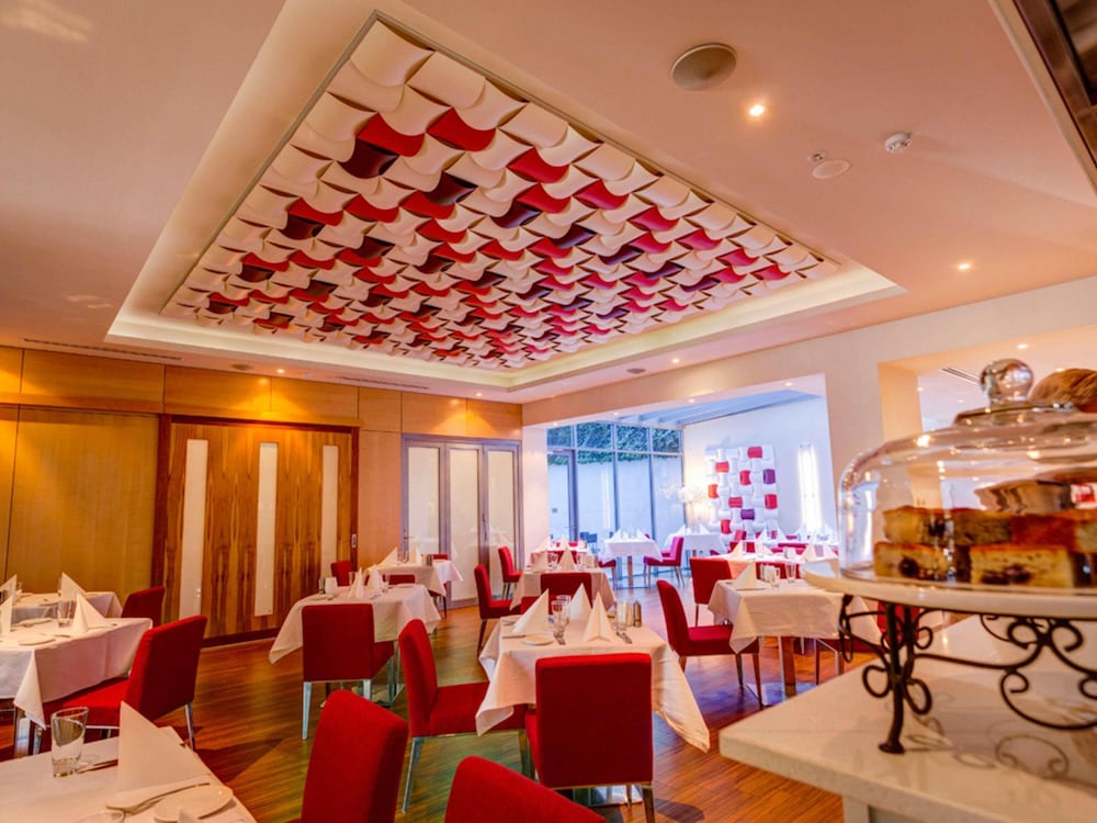 Фото Mantra Charles Hotel Launceston