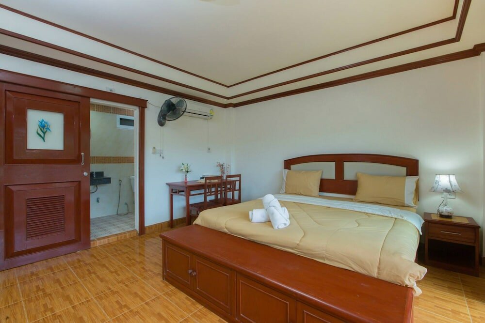 Фото Patong Rai Rom Yen Resort Sha
