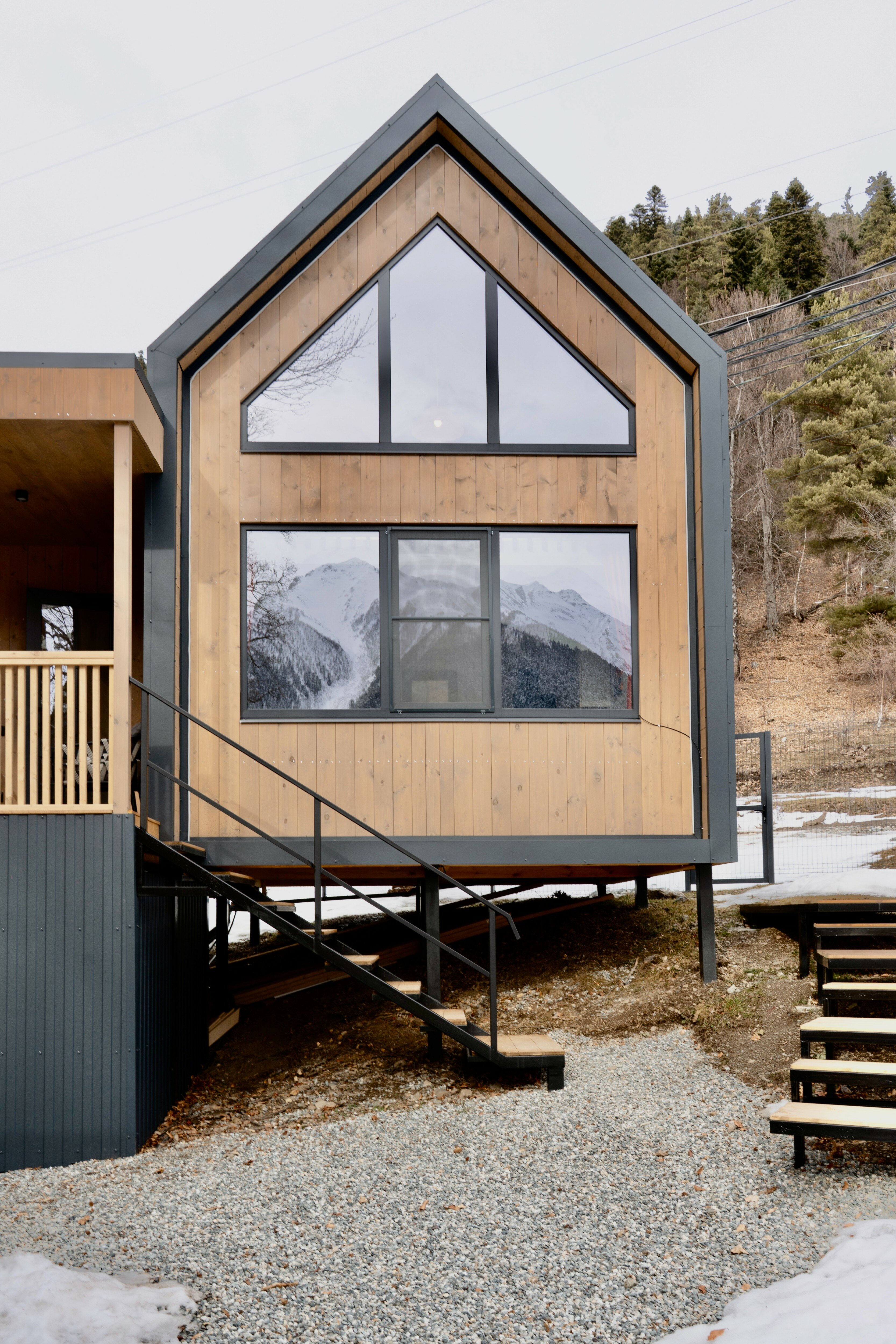 Фото Hugge в горах