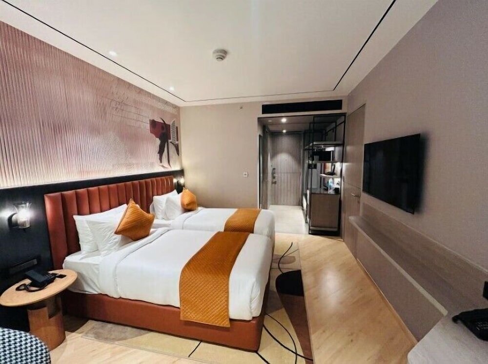 Фото Ramada Plaza by Wyndham Chandigarh Zirakpur