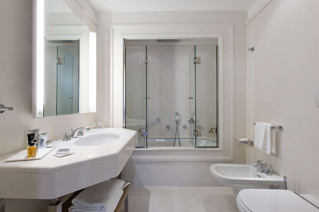 Фото Grand Hotel Savoia Cortina d'Ampezzo, A Radisson Collection Hotel