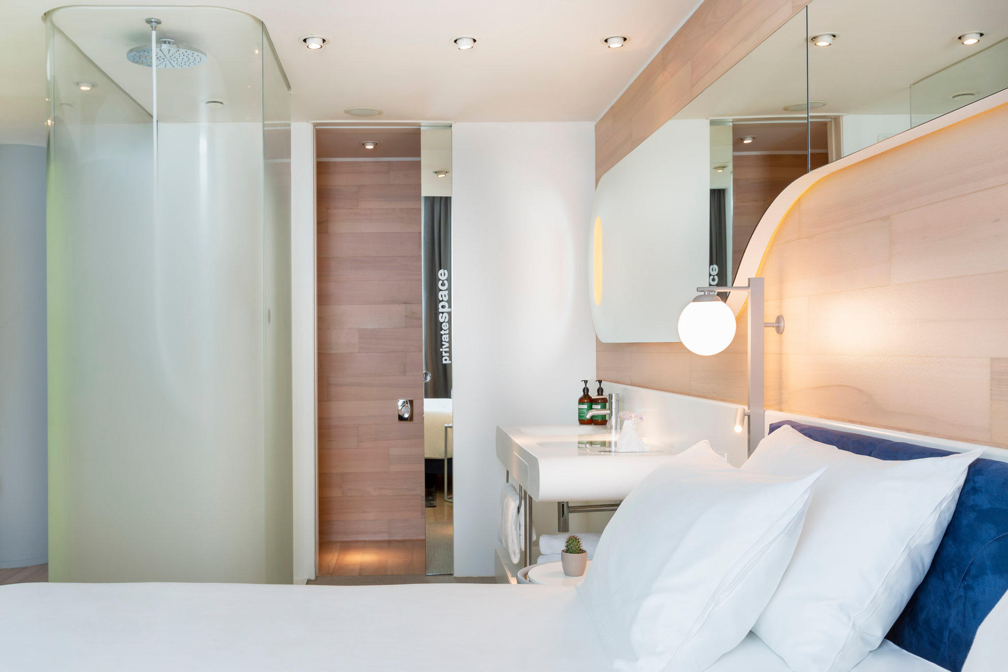 Фото Voco Milan - Fiere, an Ihg Hotel