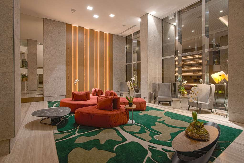 Фото Suryaa Hotel Pinhais, Curio Collection by Hilton