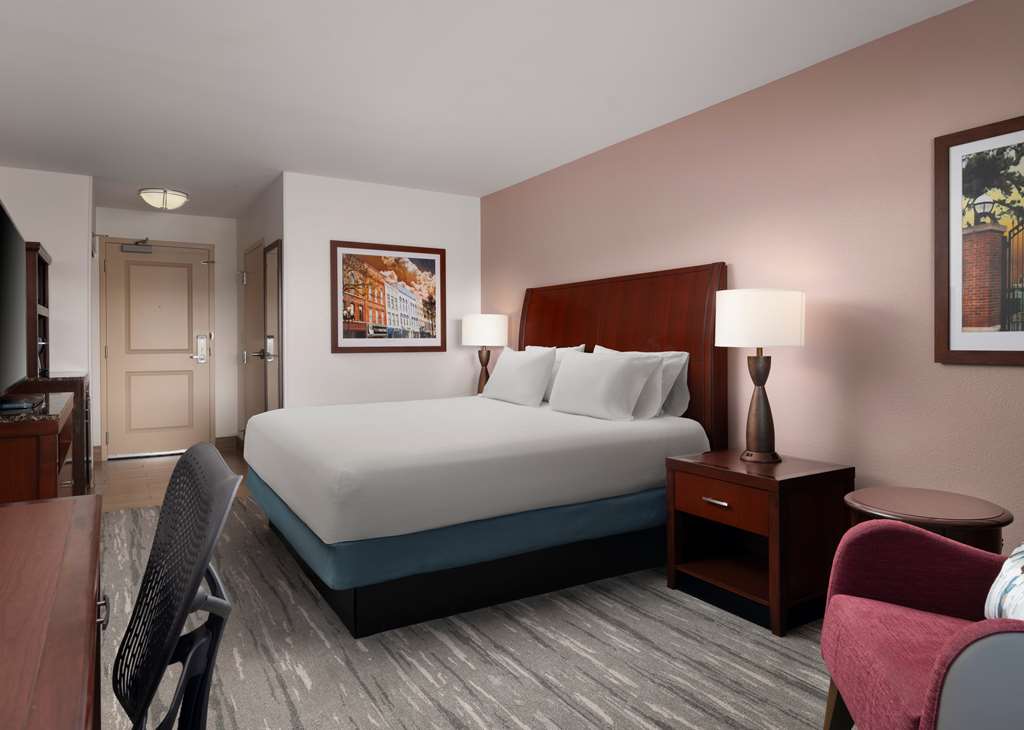 Фото Hilton Garden Inn Ann Arbor