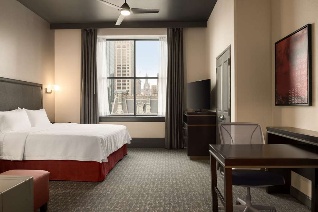 Фото Homewood Suites by Hilton Milwaukee Downtown