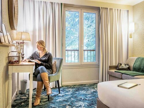 Гостиница Novotel Domaine de Maffliers-Demeures de Campagne в Санлях