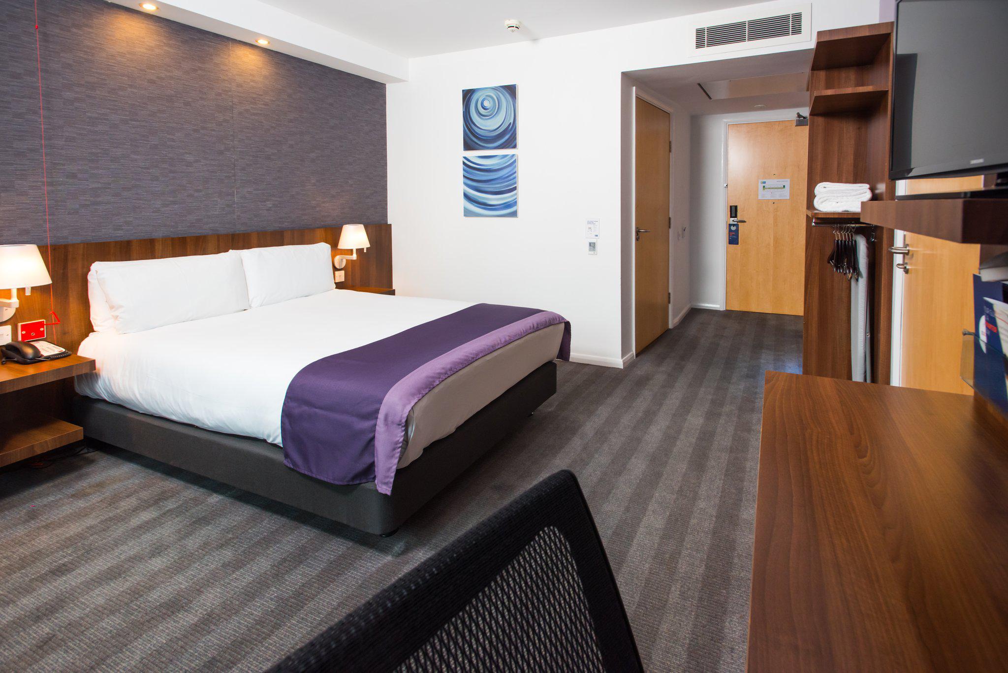 Фото Holiday Inn Express Lincoln City Centre, an Ihg Hotel