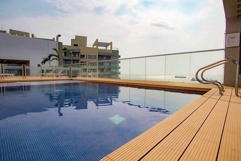 Фото Hilton Garden Inn Santa Marta