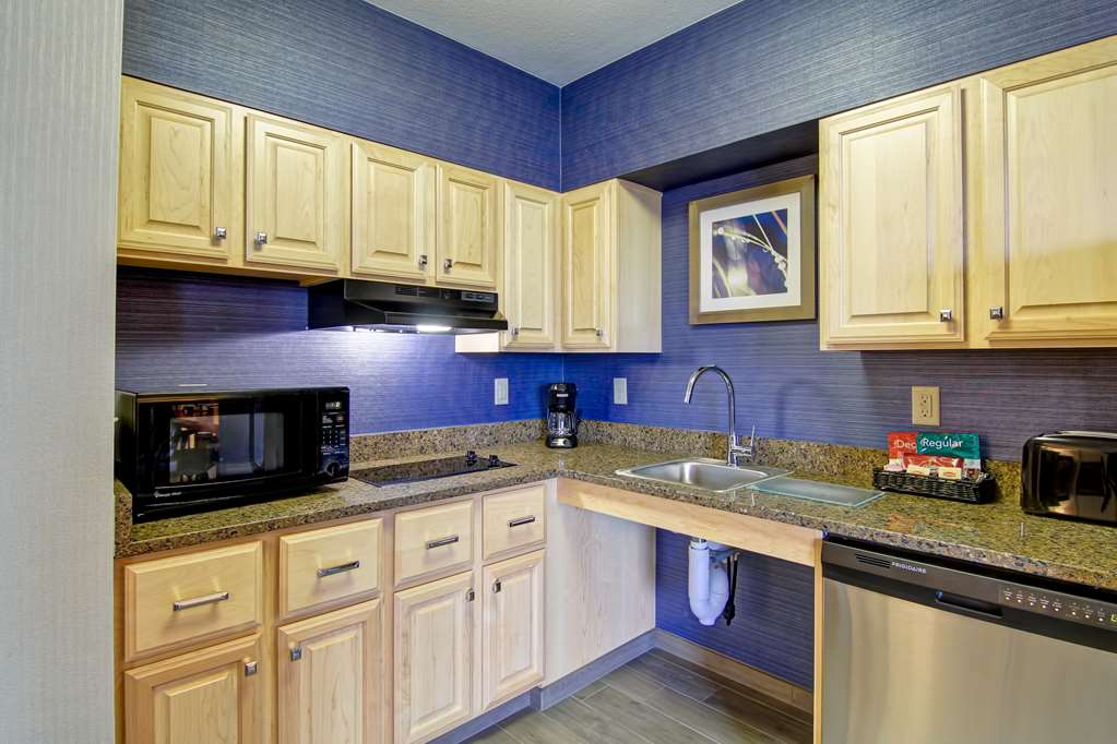Фото Homewood Suites by Hilton Stratford