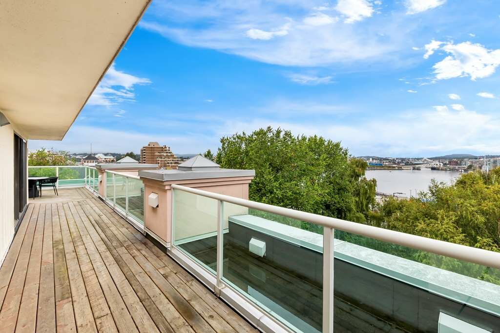 Фото Best Western Plus Inner Harbour - Victoria Hotels