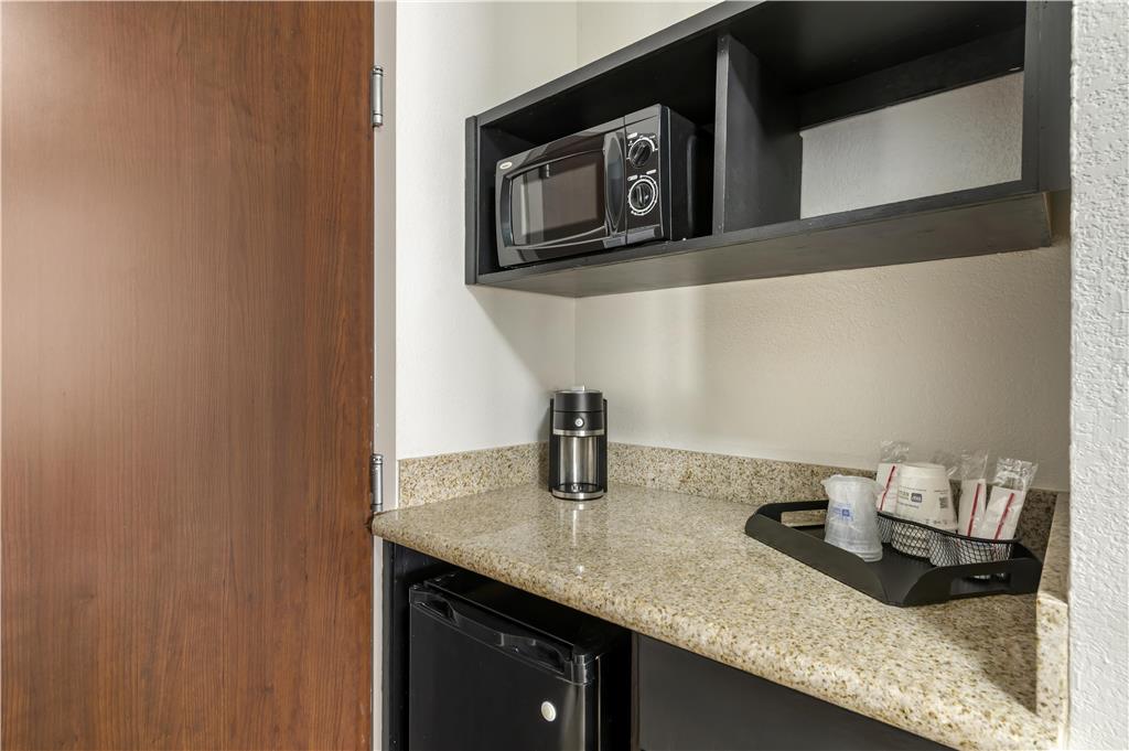 Фото Best Western Plus Jfk Inn & Suites