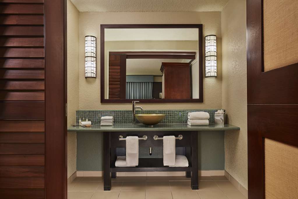 Фото DoubleTree by Hilton Hotel Orlando at SeaWorld