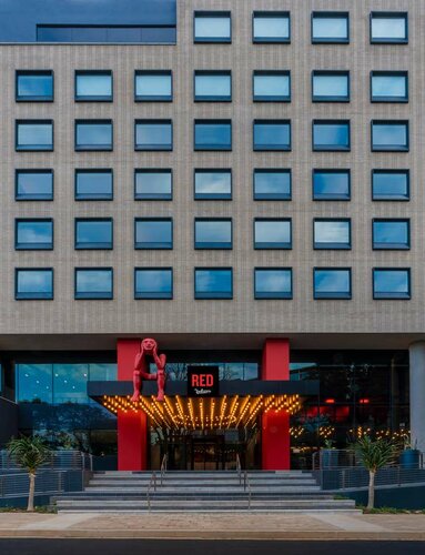 Гостиница Radisson Red Johannesburg Rosebank в Йоханнесбурге